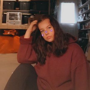 Meet your Posher, Cara